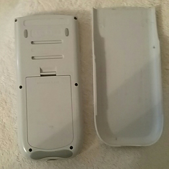 TI- 84 PLUS Silver Edition  Science Calculator - Picture 3 of 8